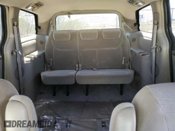 2004 Toyota Sienna CE z VIN 5TDZA23C94S048718, wystawiony jako Copart lot #56065335 z przebiegiem 139 908 mil mil oraz Szkoda całkowita • Salvage title. Historia ofert i sprzedaży dostępna na DreamBid. Obrazek 10.