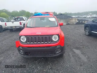 2017 Jeep Renegade Latitude z VIN ZACCJBBB5HPF98077, wystawiony jako IAAI lot #42323925 z przebiegiem 78 893 mil mil oraz . Historia ofert i sprzedaży dostępna na DreamBid. Obrazek 12.
