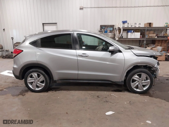 2019 Honda HR-V EX-L with VIN 3CZRU6H71KM725634, listed as a IAAI auction lot 41093552 with 42,239 mi miles. Bid and sale history available at carsss.com. Image 13.