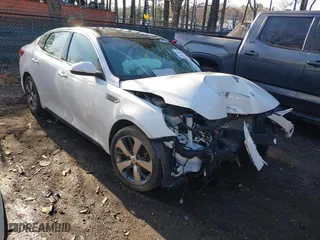 2019 Kia Optima LX with VIN 5XXGT4L33KG371724, listed as a IAAI auction lot 41854000 with 48,667 mi miles. Bid and sale history available at carsss.com. Image 1.