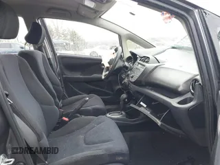 2013 Honda Fit Sport с VIN JHMGE8H56DC019458, выставлен на аукционе IAAI как лот 41912389 с пробегом Не указан миль и . История ставок и продаж доступна на DreamBid. Изображение 5.