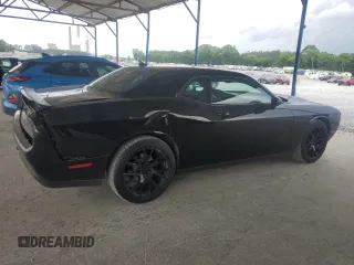 2016 Dodge Challenger SXT z VIN 2C3CDZAG7GH317012, wystawiony jako Copart lot #55610745 z przebiegiem 106 917 mil mil oraz Szkoda całkowita • Salvage title. Historia ofert i sprzedaży dostępna na DreamBid. Obrazek 3.