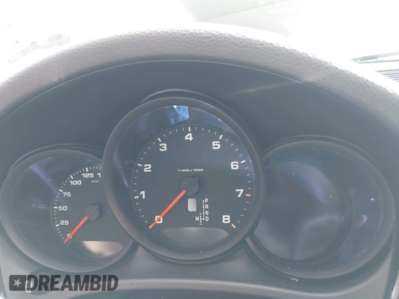 2019 Porsche Macan z VIN WP1AA2A50KLB05922, wystawiony jako IAAI lot #42013711 z przebiegiem Nie podano mil oraz . Historia ofert i sprzedaży dostępna na DreamBid. Obrazek 7.