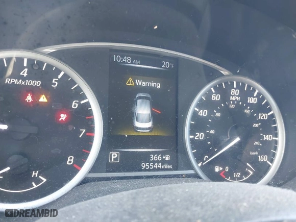 2017 Nissan Sentra SV with VIN 3N1AB7AP7HL706077, listed as a IAAI auction lot 41635961 with 95,544 mi miles. Bid and sale history available at carsss.com. Image 7.