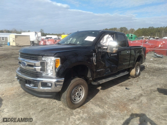 2017 Ford Super Duty F-250 SRW Lariat with VIN 1FT7W2BT4HEC54583, listed as a IAAI auction lot 41419192 with 125,863 mi miles. Bid and sale history available at carsss.com. Image 17.