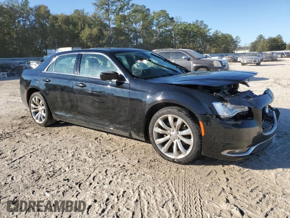 2019 Chrysler 300 Touring with VIN 2C3CCAAG6KH627634, listed as a Copart auction lot 87916195 with 99,354 mi miles and Non Repairable. Bid and sale history available at carsss.com. Image 4.