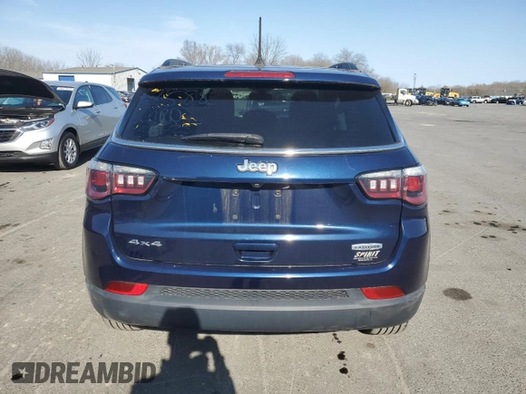 2019 Jeep Compass Latitude with VIN 3C4NJDBB2KT697055, listed as a Copart auction lot 48926585 with 31,892 mi miles and Salvage Title. Bid and sale history available at carsss.com. Image 6.