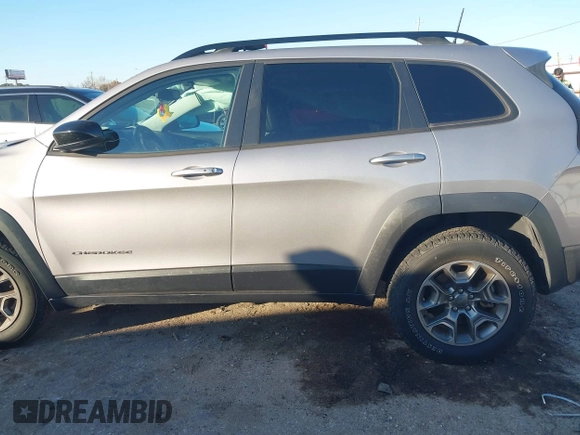 2022 Jeep Cherokee Trailhawk with VIN 1C4PJMBX3ND506936, listed as a IAAI auction lot 41419747 with 26,699 mi miles. Bid and sale history available at carsss.com. Image 14.
