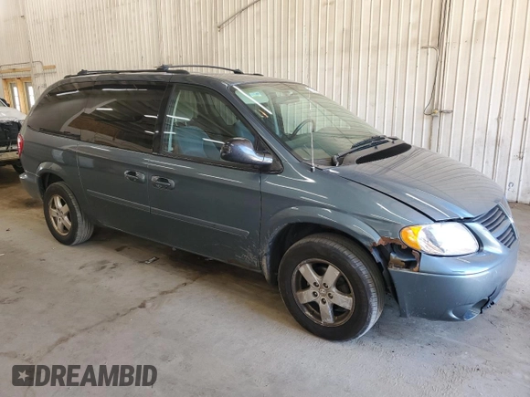 2005 Dodge Caravan SXT с VIN 2D4GP44L85R524079, выставлен на аукционе Copart как лот 63490555 с пробегом 116 857 миль миль и Списание • Salvage title. История ставок и продаж доступна на DreamBid. Изображение 4.