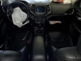 2019 Jeep Cherokee Altitude с VIN 1C4PJMLB0KD472727, выставлен на аукционе Copart как лот 58987935 с пробегом 43 255 миль миль и Списание • Salvage title. История ставок и продаж доступна на DreamBid. Изображение 8.