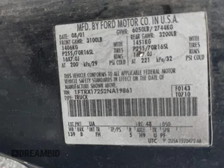 2002 Ford F-150 XL with VIN 1FTRX17252NA19861, listed as a IAAI auction lot 41304648 with 279,277 mi miles. Bid and sale history available at carsss.com. Image 9.