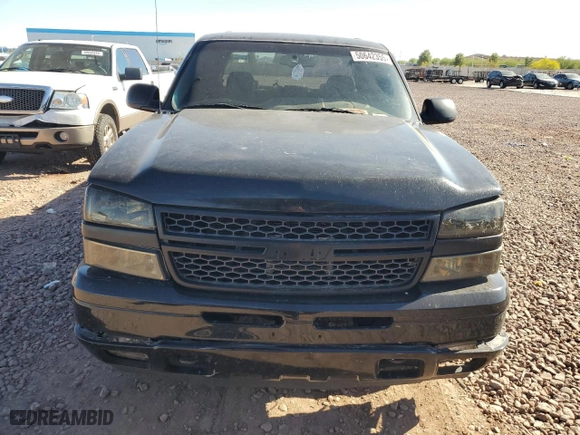 2006 Chevrolet Silverado 1500 LT1 with VIN 2GCEC13T061181011, listed as a Copart auction lot 50642355 with 146,708 mi miles and Salvage Title. Bid and sale history available at carsss.com. Image 5.