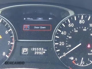 2014 Nissan Pathfinder SV z VIN 5N1AR2MMXEC684429, wystawiony jako IAAI lot #42233673 z przebiegiem 135 593 mil mil oraz . Historia ofert i sprzedaży dostępna na DreamBid. Obrazek 15.