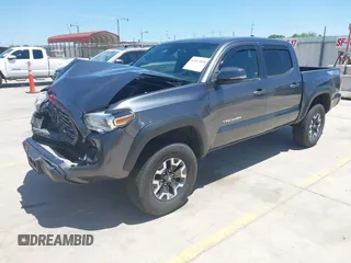 2021 Toyota Tacoma SR с VIN 3TMCZ5AN7MM399387, выставлен на аукционе IAAI как лот 42063038 с пробегом 77 894 миль миль и . История ставок и продаж доступна на DreamBid. Изображение 2.