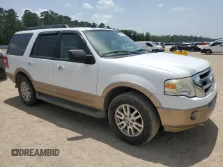 2013 Ford Expedition XLT with VIN 1FMJU1H56DEF26541, listed as a Copart auction lot 63206605 with 215,793 mi miles and Salvage title. Bid and sale history available at DreamBid. Image 4.
