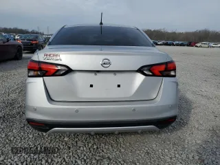 2021 Nissan Versa S z VIN 3N1CN8DV3ML895966, wystawiony jako Copart lot #47865445 z przebiegiem 46 645 mil mil oraz Szkody całkowita. Historia ofert i sprzedaży dostępna na DreamBid. Obrazek 6.
