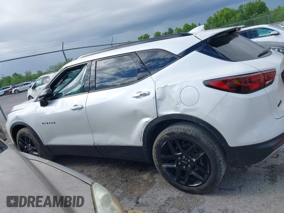 2023 Chevrolet Blazer LT с VIN 3GNKBCR4XPS224431, выставлен на аукционе IAAI как лот 42232072 с пробегом 20 872 миль миль и . История ставок и продаж доступна на DreamBid. Изображение 14.