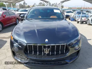 2023 Maserati Levante GT с VIN ZN661XUA0PX439248, выставлен на аукционе IAAI как лот 42020964 с пробегом 10 468 миль миль и . История ставок и продаж доступна на DreamBid. Изображение 13.