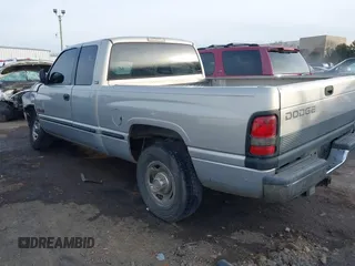 1999 Dodge Ram 2500 with VIN 3B7KC2363XG124121, listed as a IAAI auction lot 41404032 with 250,307 mi miles. Bid and sale history available at carsss.com. Image 3.