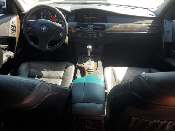 2004 BMW 5 Series 525i with VIN WBANA53564B175495, listed as a Copart auction lot 51739835 with 326,418 mi miles and Salvage Title. Bid and sale history available at carsss.com. Image 8.
