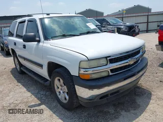 2005 Chevrolet Tahoe Z71 z VIN 1GNEC13T85R170559, wystawiony jako IAAI lot #42184676 z przebiegiem 214 042 mil mil oraz . Historia ofert i sprzedaży dostępna na DreamBid. Obrazek 1.