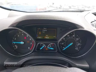 2017 Ford Escape SE z VIN 1FMCU0GD1HUE71410, wystawiony jako IAAI lot #42026516 z przebiegiem 173 804 mil mil oraz . Historia ofert i sprzedaży dostępna na DreamBid. Obrazek 7.