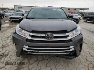 2018 Toyota Highlander SE with VIN 5TDJZRFH2JS497739, listed as a Copart auction lot 47561755 with 58,945 mi miles and Salvage title. Bid and sale history available at DreamBid. Image 5.