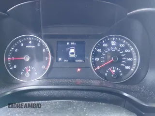 2021 Kia Forte GT-Line z VIN 3KPF34AD2ME386931, wystawiony jako IAAI lot #42333561 z przebiegiem 83 689 mil mil oraz . Historia ofert i sprzedaży dostępna na DreamBid. Obrazek 7.
