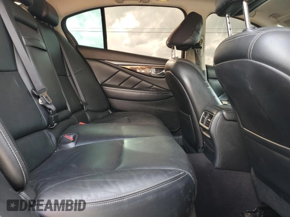 2014 Infiniti Q50 Premium with VIN JN1BV7AP7EM683087, listed as a Copart auction lot 52644335 with 189,344 mi miles and Salvage Title. Bid and sale history available at carsss.com. Image 10.