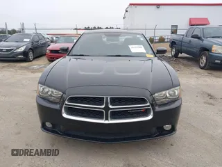 2013 Dodge Charger SXT with VIN 2C3CDXHG2DH525370, listed as a IAAI auction lot 41395980 with 226,079 mi miles. Bid and sale history available at carsss.com. Image 13.
