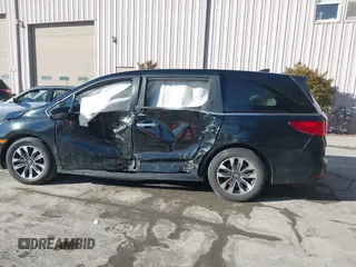 2024 Honda Odyssey EX-L with VIN 5FNRL6H68RB018609, listed as a IAAI auction lot 41660751 with 15,439 mi miles and . Bid and sale history available at DreamBid. Image 14.