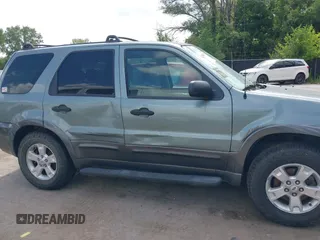 2006 Ford Escape XLT with VIN 1FMYU93146KB34745, listed as a IAAI auction lot 42746687 with 179,386 mi miles and . Bid and sale history available at DreamBid. Image 6.