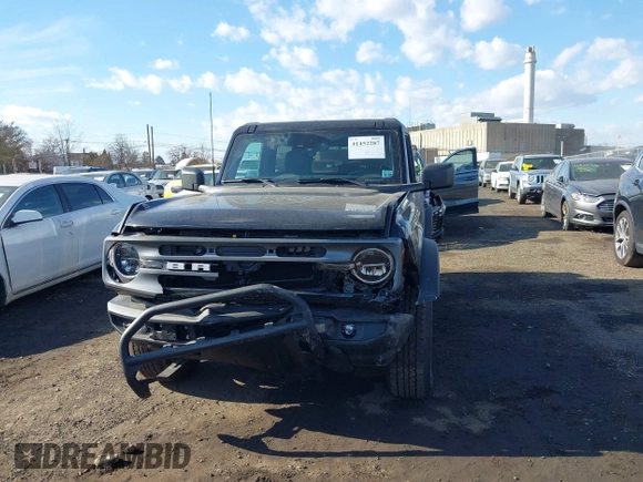 2024 Ford Bronco Big Bend с VIN 1FMDE7AH2RLA80523, выставлен на аукционе IAAI как лот 41452287 с пробегом 3 490 миль миль и . История ставок и продаж доступна на DreamBid. Изображение 12.
