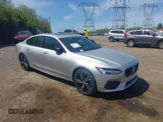 2020 Volvo S90 R-Design с VIN LVYA22MT1LP143672, выставлен на аукционе IAAI как лот 42074743 с пробегом 54 855 миль миль и . История ставок и продаж доступна на DreamBid. Изображение 1.