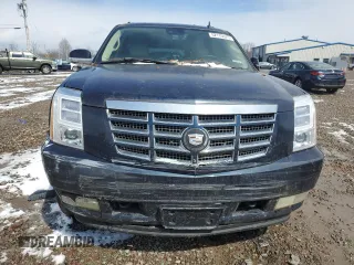 2007 Cadillac Escalade ESV with VIN 1GYFK66857R287677, listed as a Copart auction lot 52115975 with 256,756 mi miles and Clean title. Bid and sale history available at DreamBid. Image 5.