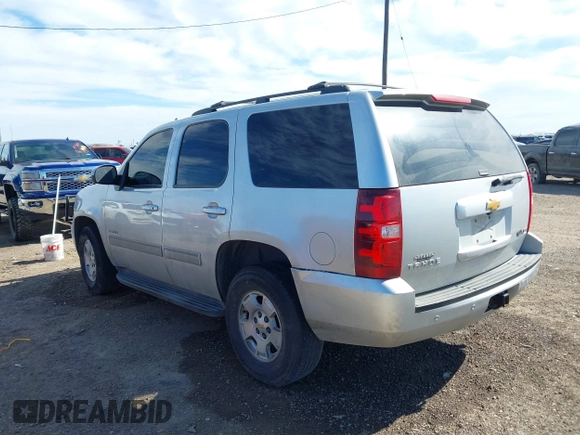 2012 Chevrolet Tahoe LS с VIN 1GNSCAE00CR158635, выставлен на аукционе IAAI как лот 41455831 с пробегом 175 575 миль миль и . История ставок и продаж доступна на DreamBid. Изображение 14.