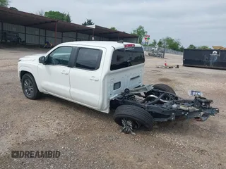 2025 Nissan Frontier S with VIN 1N6ED1EKXSN608668, listed as a IAAI auction lot 41909095 with 41 mi miles and . Bid and sale history available at DreamBid. Image 3.