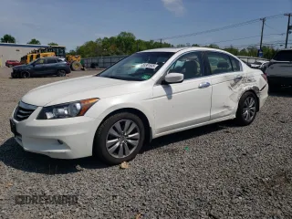 2012 Honda Accord EX-L z VIN 1HGCP3F83CA042637, wystawiony jako Copart lot #55381605 z przebiegiem 100 453 mil mil oraz Czysty tytuł • Clean title. Historia ofert i sprzedaży dostępna na DreamBid. Obrazek 1.