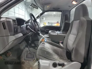 2002 Ford Super Duty F-250 XL with VIN 1FTNF21LX2EA21680, listed as a Copart auction lot 86453084 with 131,748 mi miles and Clean Title. Bid and sale history available at carsss.com. Image 7.