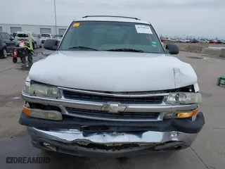 2001 Chevrolet Tahoe LT with VIN 1GNEC13T51R158637, listed as a IAAI auction lot 41718610 with 101,984 mi miles. Bid and sale history available at carsss.com. Image 6.