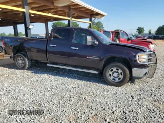 2008 GMC Sierra 2500HD SLT with VIN 1GTHK23638F158477, listed as a Copart auction lot 55739035 with 288,960 mi miles and Salvage title. Bid and sale history available at DreamBid. Image 4.