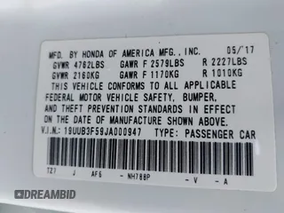 2018 Acura TLX w/Technology Pkg with VIN 19UUB3F59JA000947, listed as a IAAI auction lot 41981918 with 61,187 mi miles. Bid and sale history available at carsss.com. Image 9.