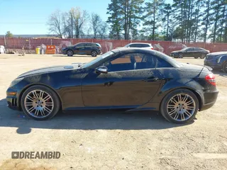 2006 Mercedes-Benz SLK 55 AMG with VIN WDBWK73F06F089585, listed as a IAAI auction lot 41858970 with 160,583 mi miles and . Bid and sale history available at DreamBid. Image 14.