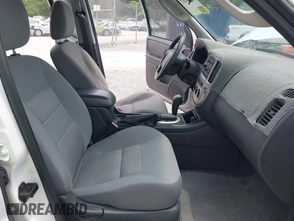 2007 Ford Escape Hybrid с VIN 1FMCU49H47KC05199, выставлен на аукционе IAAI как лот 42504487 с пробегом 169 644 миль миль и . История ставок и продаж доступна на DreamBid. Изображение 5.