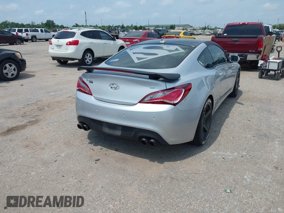 2016 Hyundai Genesis Coupe R-Spec with VIN KMHHU6KJ4GU134671, listed as a IAAI auction lot 42305705 with 47,854 mi miles and . Bid and sale history available at DreamBid. Image 4.