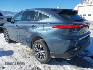 2024 Toyota Venza LE with VIN JTEAAAAH4RJ181490, listed as a IAAI auction lot 41426981 with 7,194 mi miles. Bid and sale history available at carsss.com. Image 3.