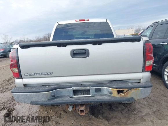2006 Chevrolet Silverado 1500 LT1 with VIN 2GCEK13T261240787, listed as a IAAI auction lot 41694516 with 319,324 mi miles. Bid and sale history available at carsss.com. Image 16.