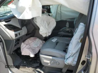 2015 Toyota Sienna XLE with VIN 5TDYK3DC9FS559460, listed as a Copart auction lot 59599405 with Not provided miles and Salvage title. Bid and sale history available at DreamBid. Image 7.