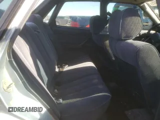 1991 Toyota Camry DLX z VIN 4T1SV21E2MU451022, wystawiony jako Copart lot #45333385 z przebiegiem 229 058 mil mil oraz Szkoda całkowita • Salvage title. Historia ofert i sprzedaży dostępna na DreamBid. Obrazek 10.