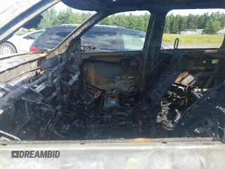 2017 Ram 2500 SLT с VIN 3C6UR5DL9HG767112, выставлен на аукционе Copart как лот 63832484 с пробегом Не указан миль и На запчасти • Non repairable. История ставок и продаж доступна на DreamBid. Изображение 7.